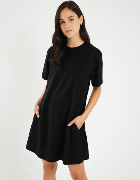 Essential Tee Dress With Pockets - Black